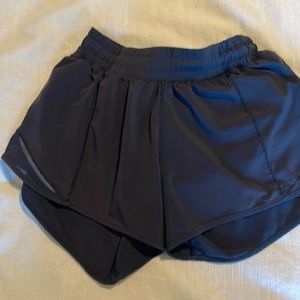 Lululemon Hotty hot shorts